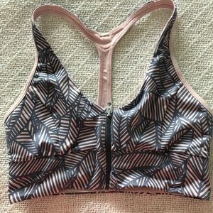 lululemon Size 6 Sports Bra